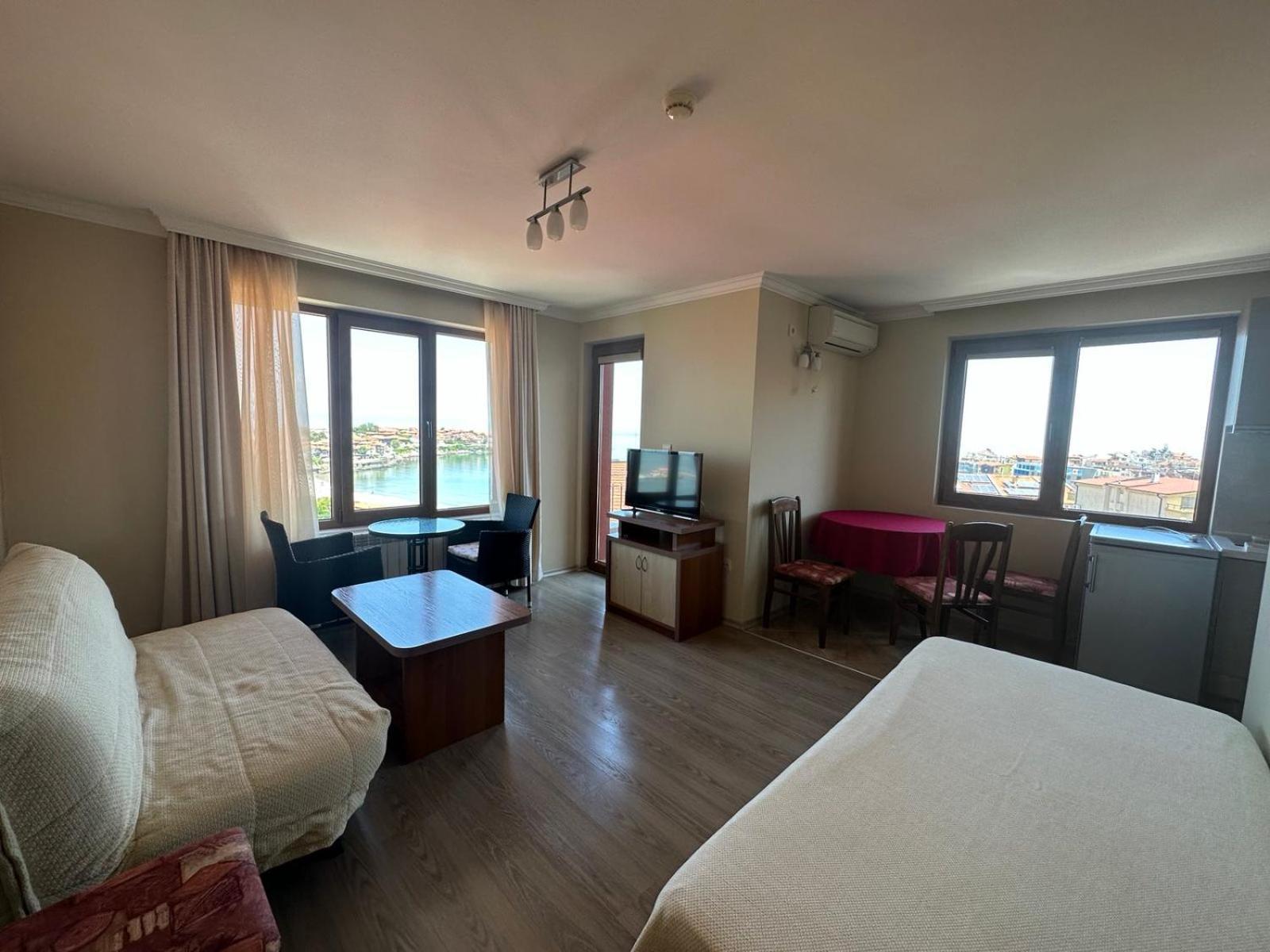 Family Hotel Radiana Созополь Екстер'єр фото