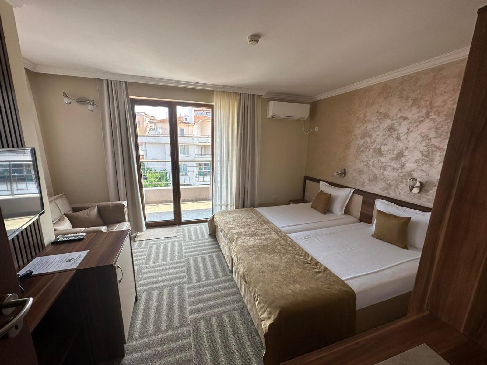 Family Hotel Radiana Созополь Екстер'єр фото