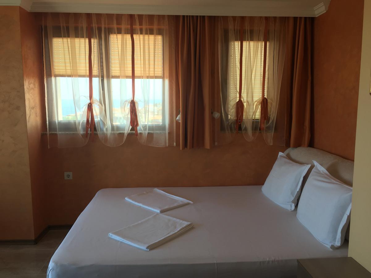 Family Hotel Radiana Созополь Екстер'єр фото