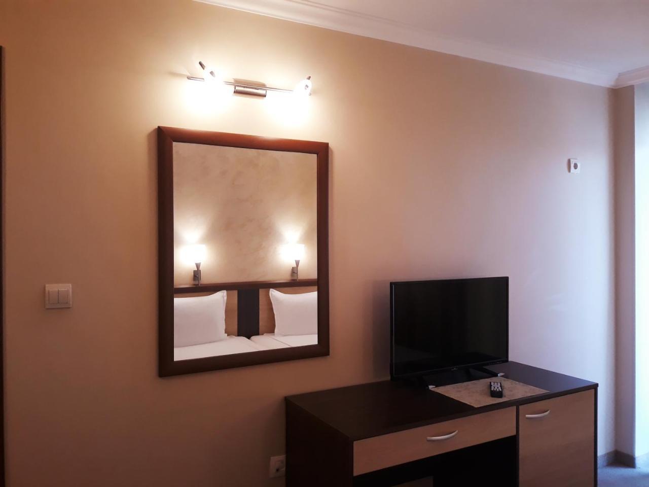 Family Hotel Radiana Созополь Екстер'єр фото