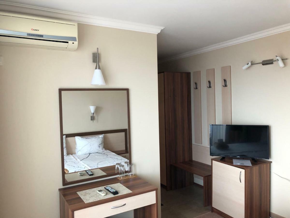 Family Hotel Radiana Созополь Екстер'єр фото